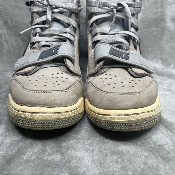 Nike Air Jordan Legacy 312 Wolf Grey Lace Up Sneakers Size 10 - Picture 4 of 10
